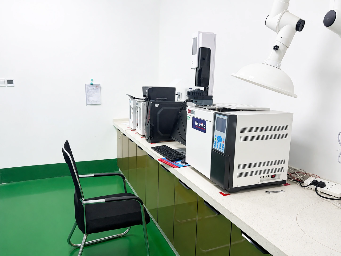 Pet supplement quality control laboratory equipment